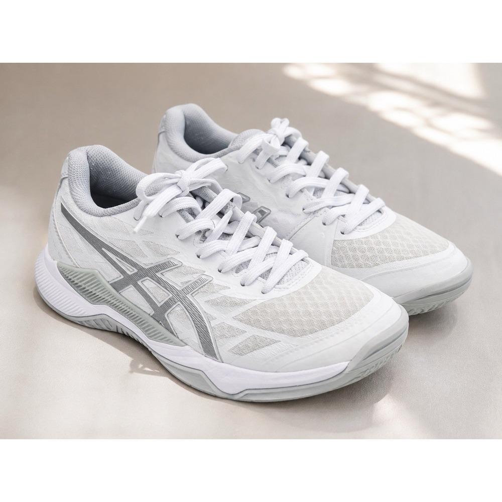 ASICS Women's 7.5 White Athletic Tennis Shoes Running Sneakers